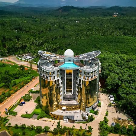 Fezinn Hotel - Best Wayanad Hotel In 2024 Kozhikode Exteriör bild