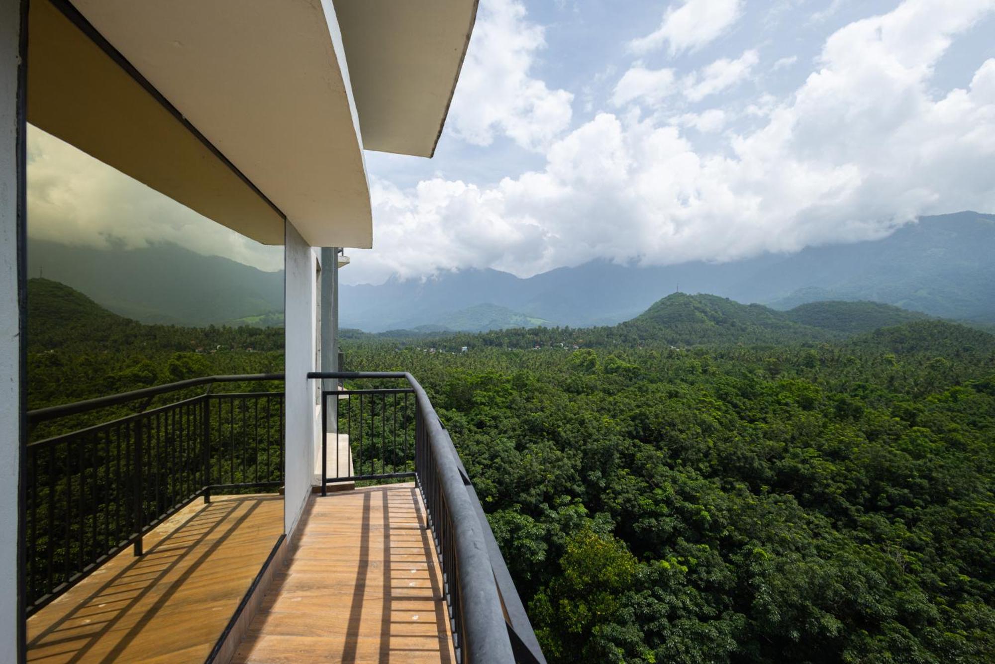 Fezinn Hotel - Best Wayanad Hotel In 2024 Kozhikode Exteriör bild