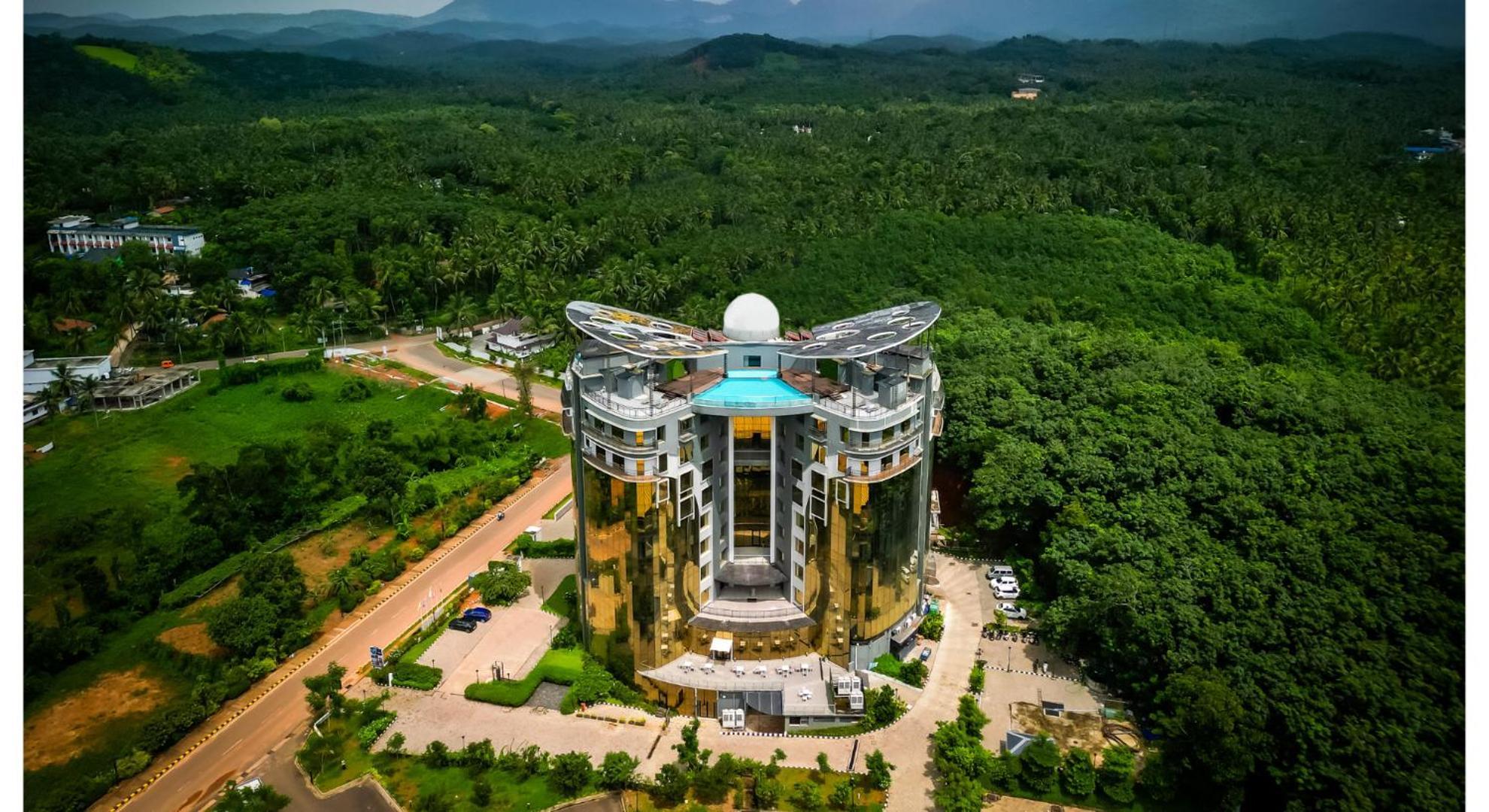 Fezinn Hotel - Best Wayanad Hotel In 2024 Kozhikode Exteriör bild