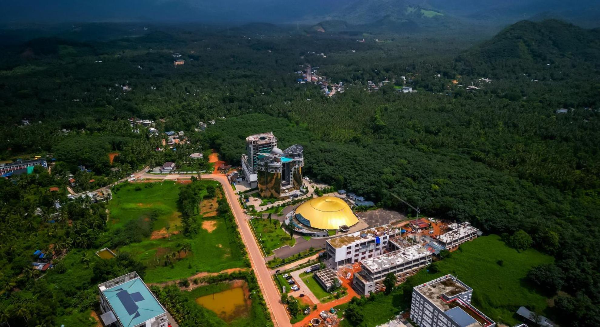 Fezinn Hotel - Best Wayanad Hotel In 2024 Kozhikode Exteriör bild